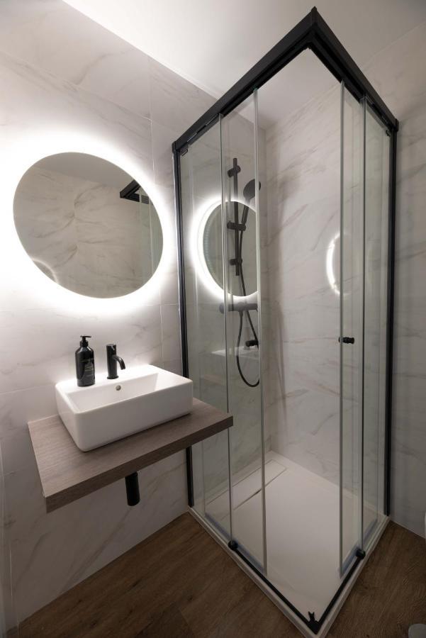 Apartament La Casita De Fina Caldas De Reis Zewnętrze zdjęcie